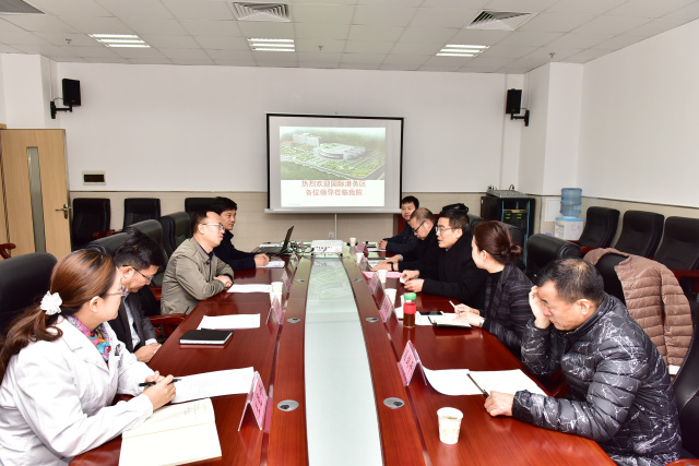 奔跑这一年｜看病难？国际港务区开出“健康陆港大药方”