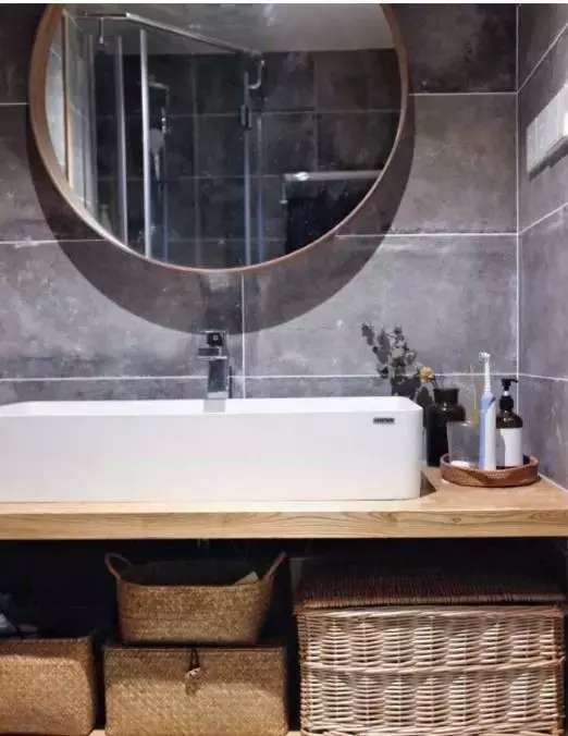 爱种花的姑娘,爱养花的女人都想把生活过的精致