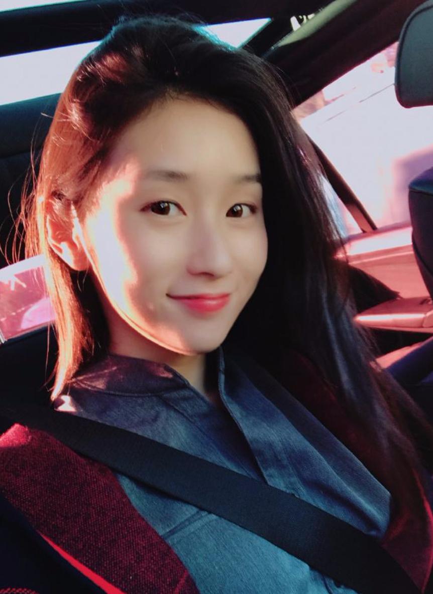 女足球主持,足球女主持谁好看