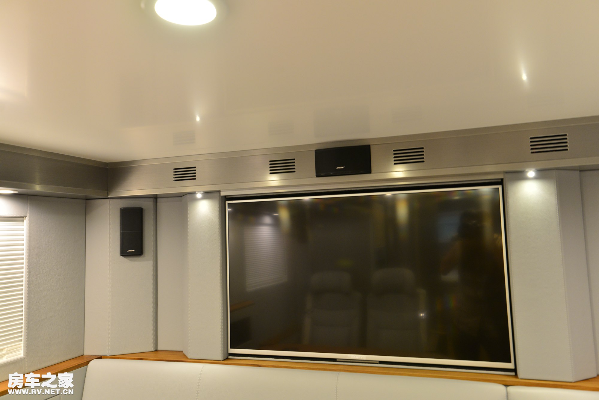 阿莫迪罗6x6征服者越野房车 (阿莫迪罗征服者8x8越野房车自驾游)