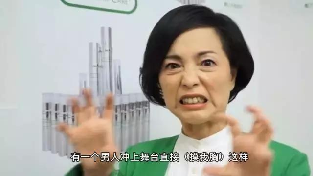 琚镜鐘殑浜嬩欢,鑻戠惣涓硅鎵撹棰戝畬鏁寸増