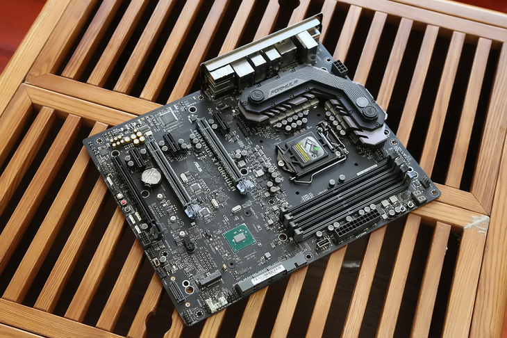 华硕玩家国度主板清除开机密码,华硕玩家国度c8主板型号区别