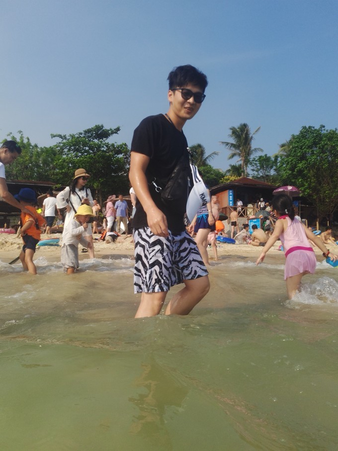 在冬季里享受一下三亚夏日的海风,来享受三亚夏日与海风