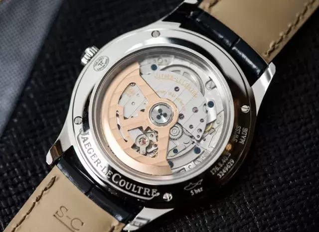 欧米茄正装表背透系列,欧米茄正装表选白盘还是黑盘