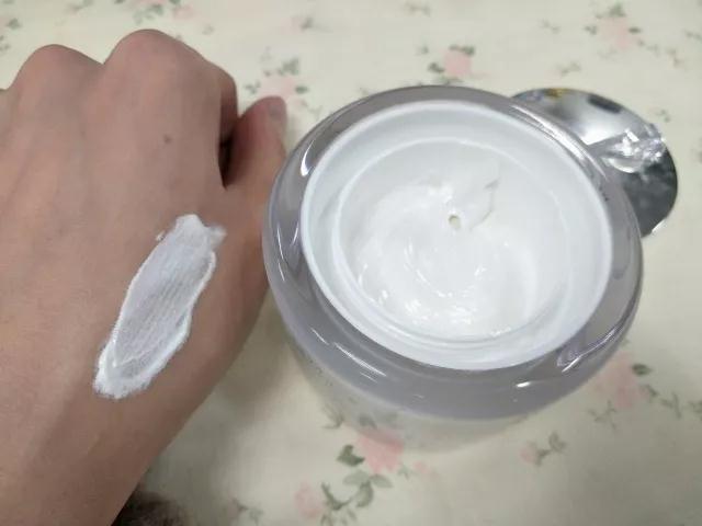 良心测评！史上最值得入手的底妆，贫民窟女孩的福音啊~