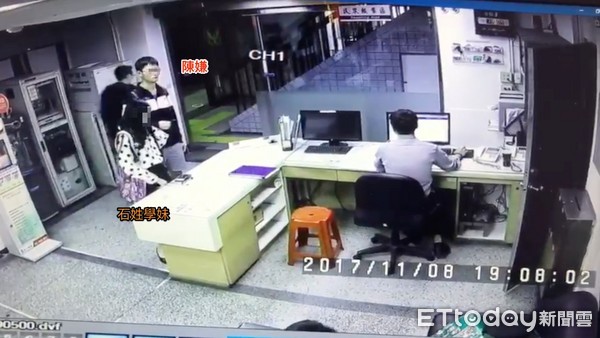 吐槽大会：恐怖学长求爱遭拒砍人小学生作文写“我的变态爸比”