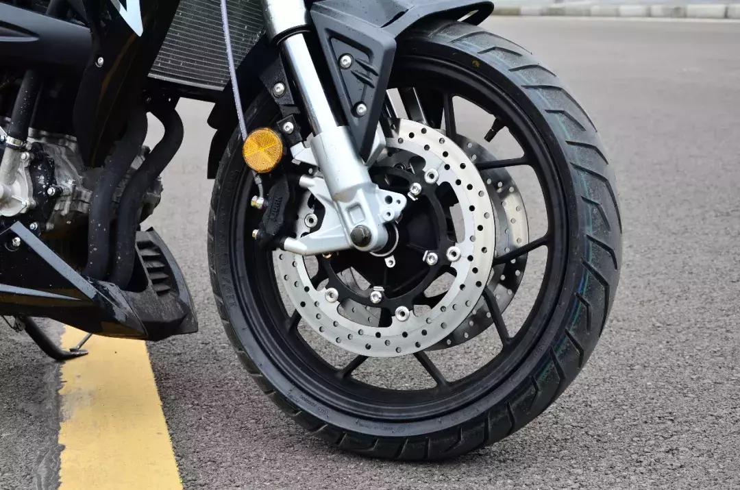 新感觉双缸250街车,新感觉双缸250新版官网