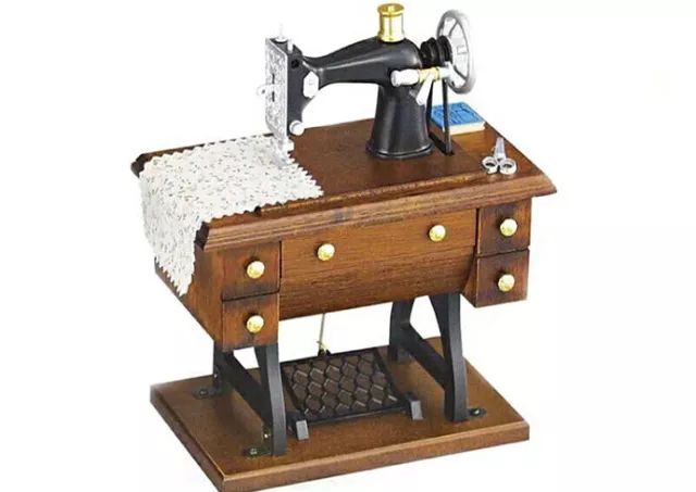 圣诞节，请送我一个八音盒