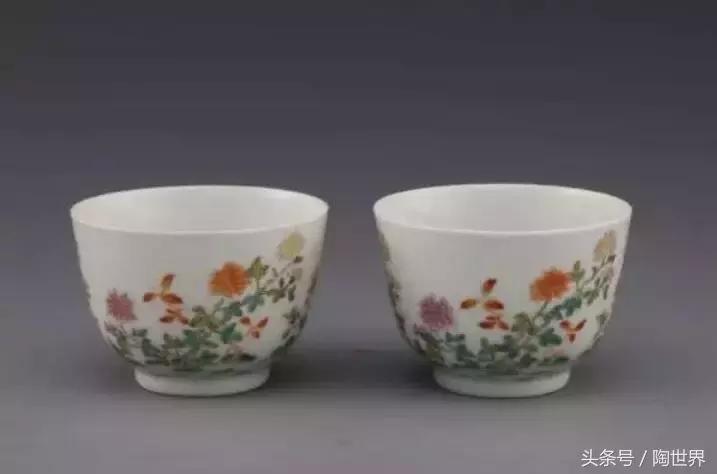 清雍正景德镇窑粉彩蝠桃纹瓶人物,清雍正景德镇窑粉彩蝠桃纹瓶拍卖