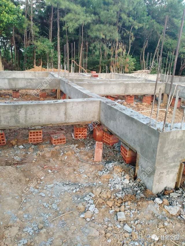 晒晒我家农村自建房20万,晒晒我家农村自建房两层四开间