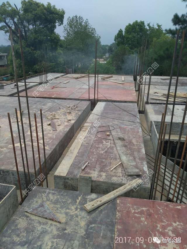 晒晒我家农村自建房20万,晒晒我家农村自建房两层四开间