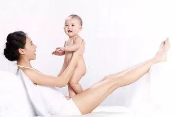产后妈妈应该怎样正确恢复子宫,产后妈妈如何快速恢复少女身材