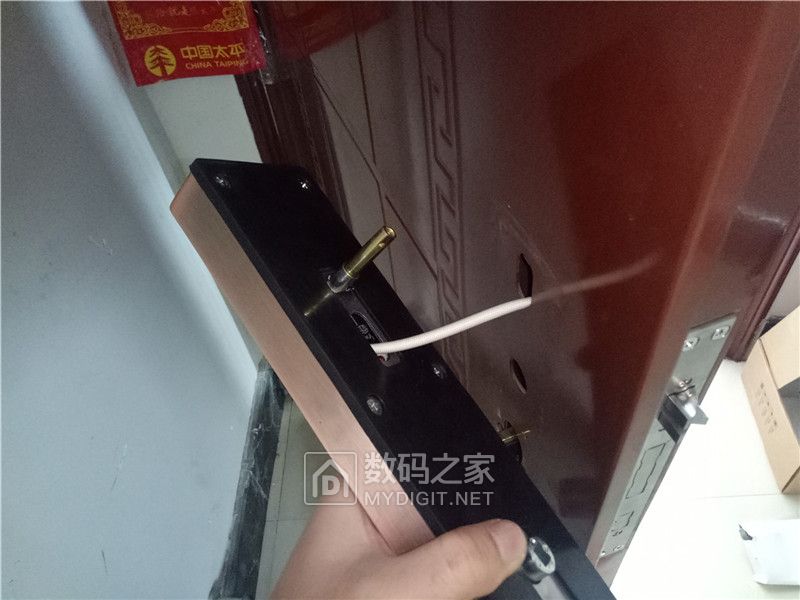 智能门锁拆解步骤,智能门锁拆解图解