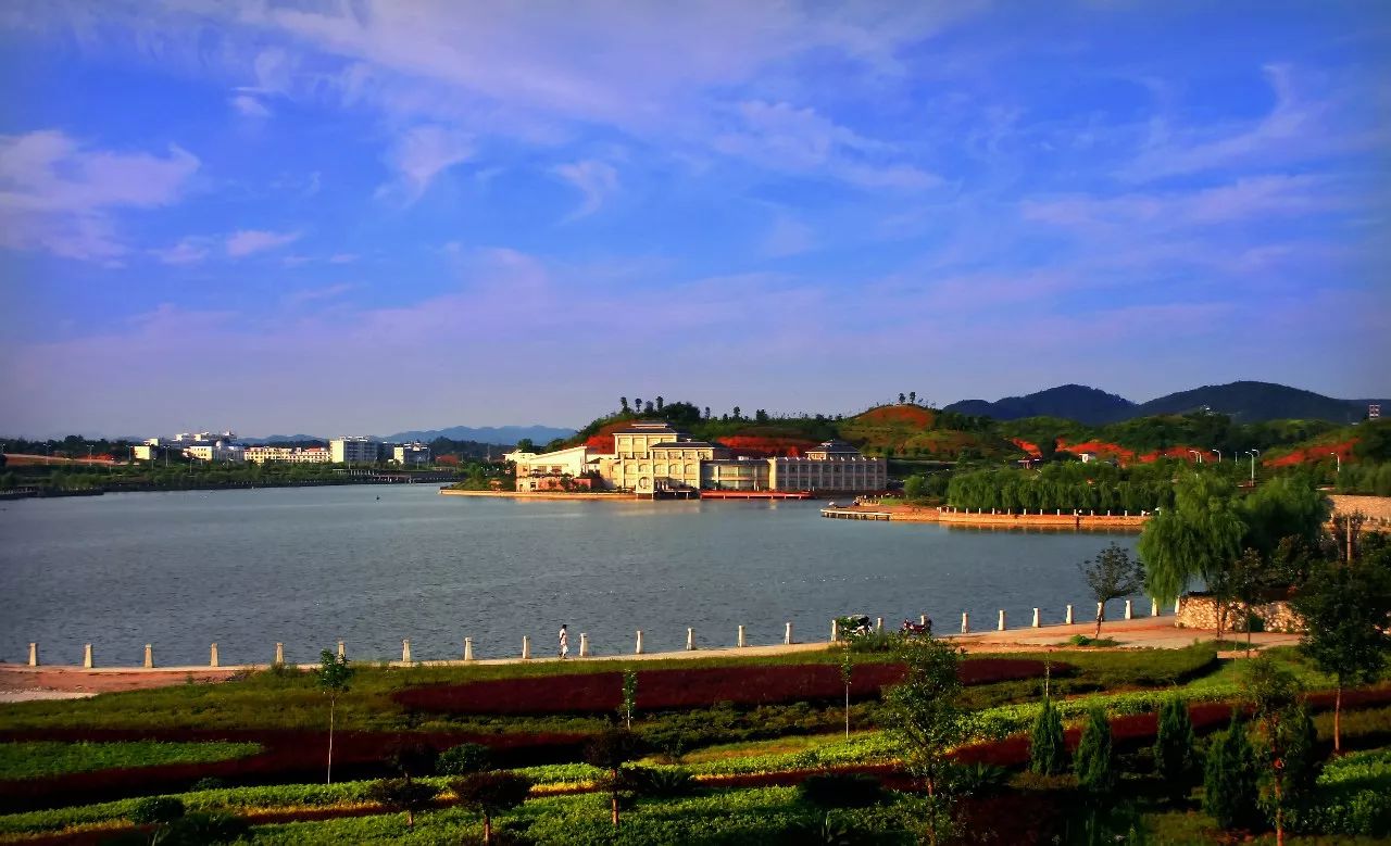 江西农民户口有什么政策,江西户籍留在江西工作有补贴吗