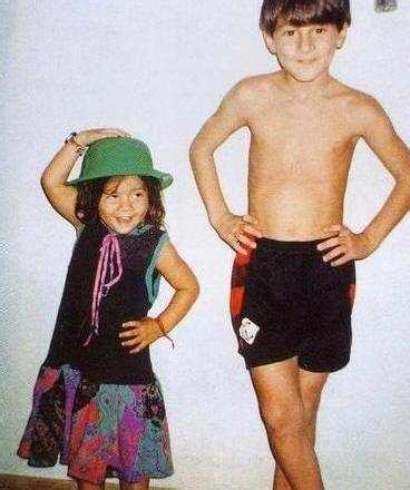 梅西纪录片完整版童年,梅西童年和c罗童年