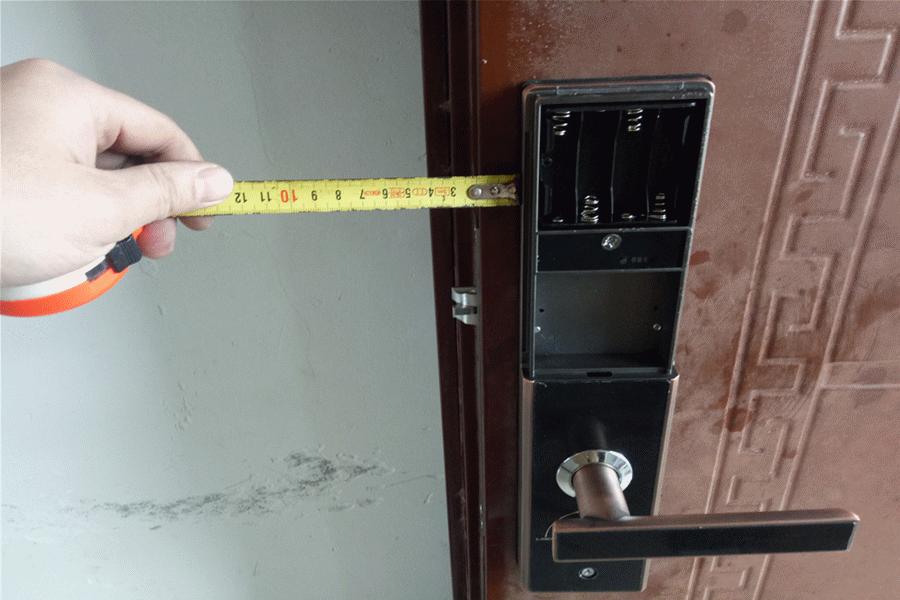 智能门锁拆解步骤,智能门锁拆解图解