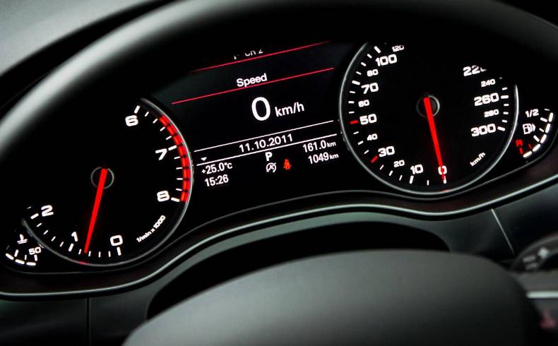 为什么车速表要这么高,车速表比实际车速慢很多怎么回事