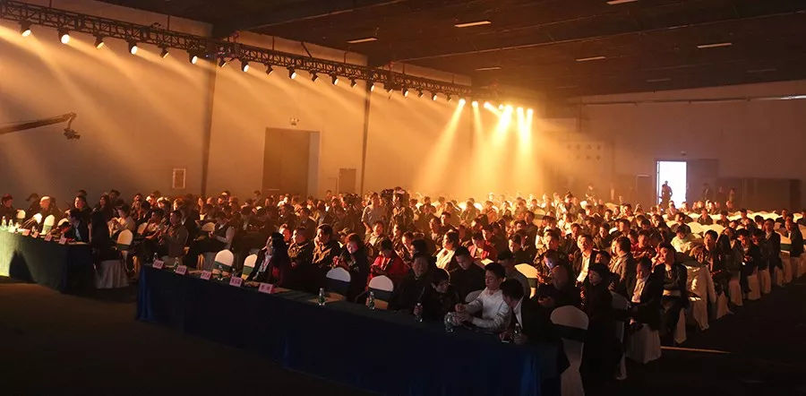 安速皇家共享豪车俱乐部2018香港上市签约仪式在深举行