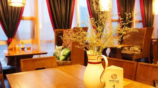 重庆美食街解放路,重庆美食巷子解放碑