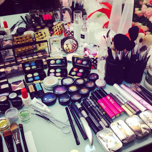 护肤品美妆达人推荐,适合18岁顶级护肤品