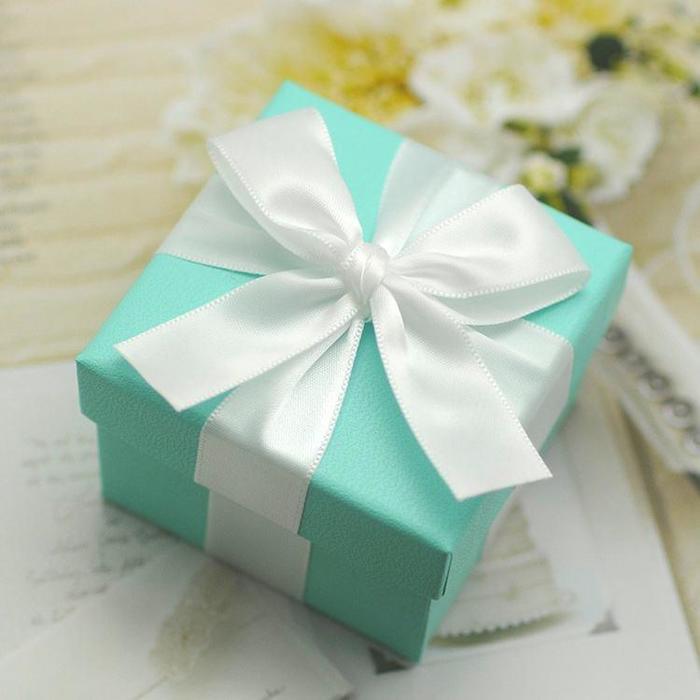 蓝色的球鞋大盘点,蒂芙尼蓝球鞋