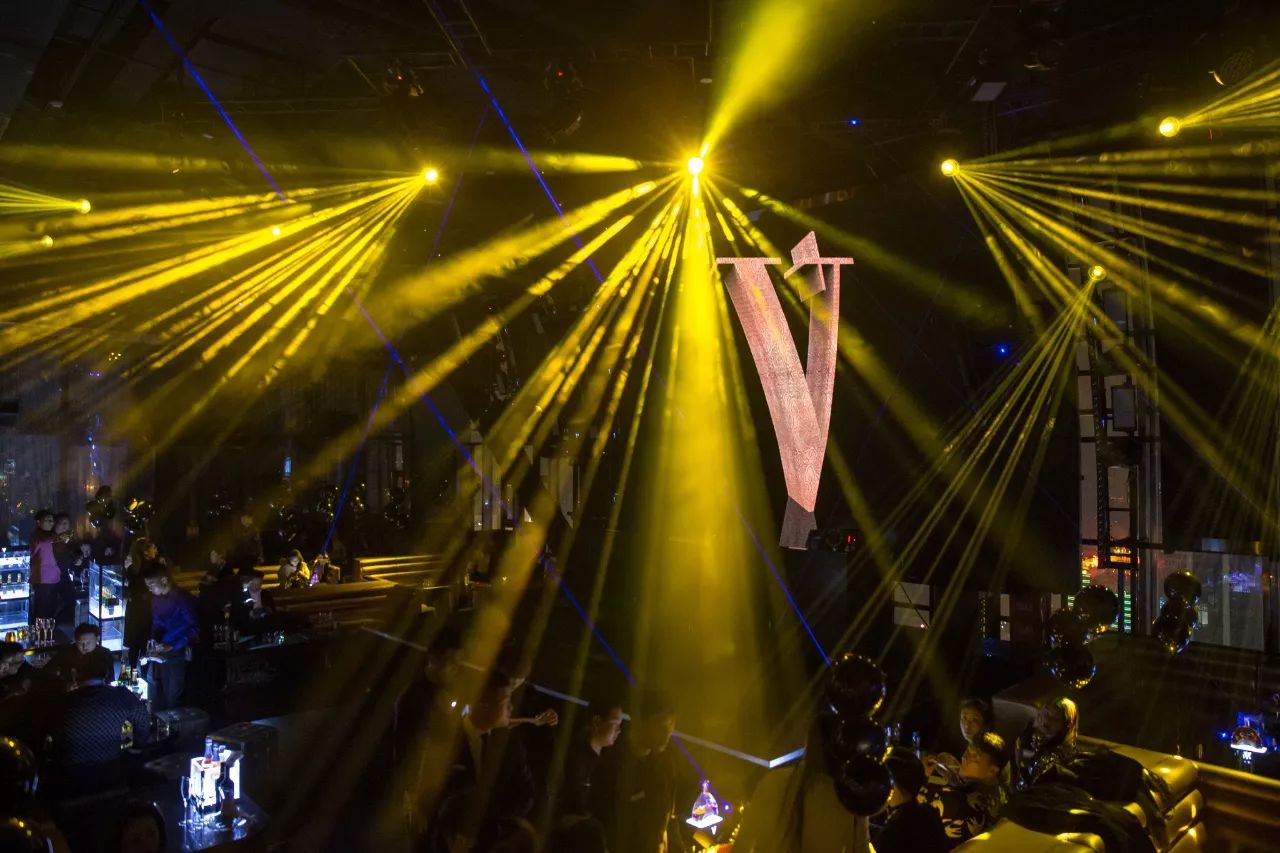 成都最好的电音酒吧,成都最顶尖酒吧视频