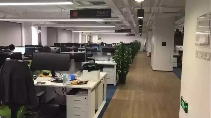 小米营业员上班的真实感受,在小米专卖店上班真实感受