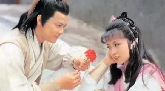 你若不懂情与爱，愿君读金庸武侠！