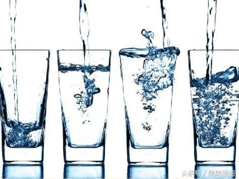 脱发白发又长斑是什么原因,脱发便秘是什么原因