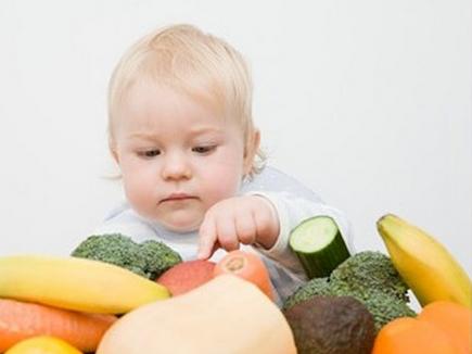 讲述婴幼儿缺铁性贫血的防治方法,宝宝缺铁性贫血的原因和治疗方法
