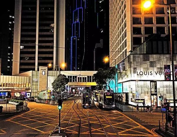 香港购物攻略最全清单,香港买名牌包包扫货攻略