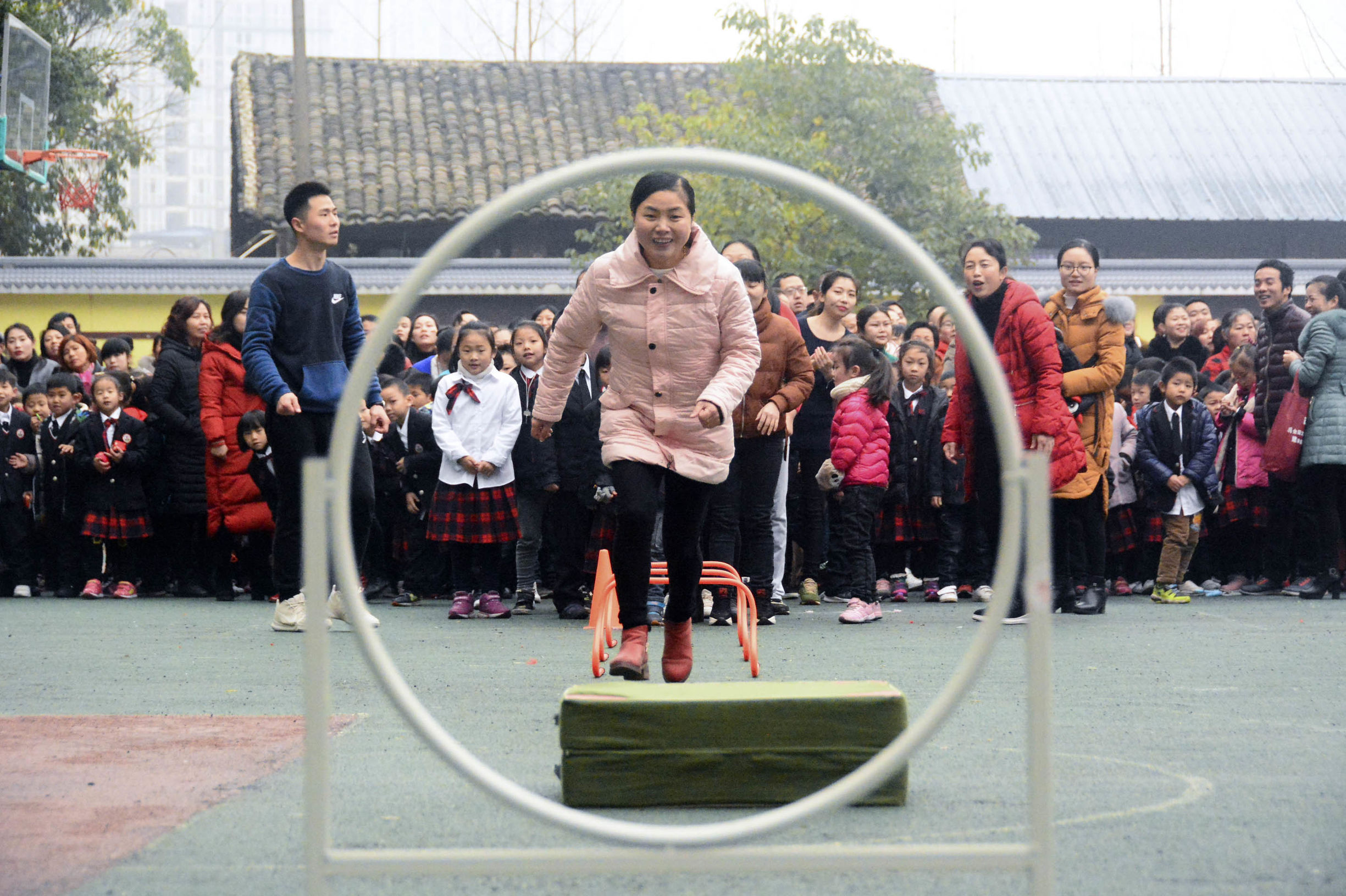 冬季亲子运动会游戏大班,巴州三中运动会