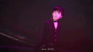 他是TF家族的忙内，江湖人称钢铁直男小狼崽，却有一颗当老大的心