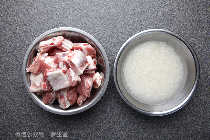 粉蒸排骨怎么做才会干,粉蒸排骨怎么做软烂不柴