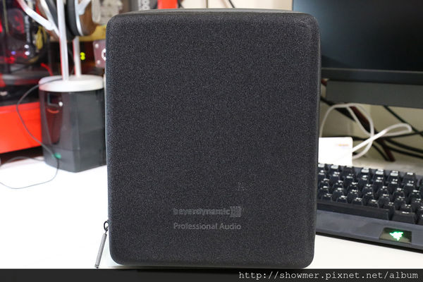 文本直送科技新闻:拜耳动力新作BeyerdynamicDT1770PRO