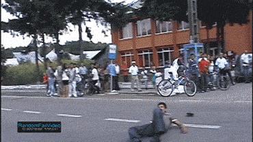 叹为观止的足球花式,足坛那些神来之笔的高能过人瞬间