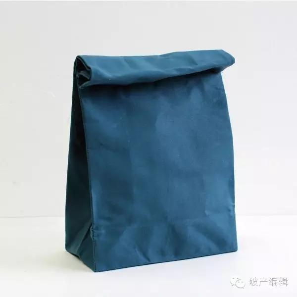 一只崇明土布手包，土就土到底咯