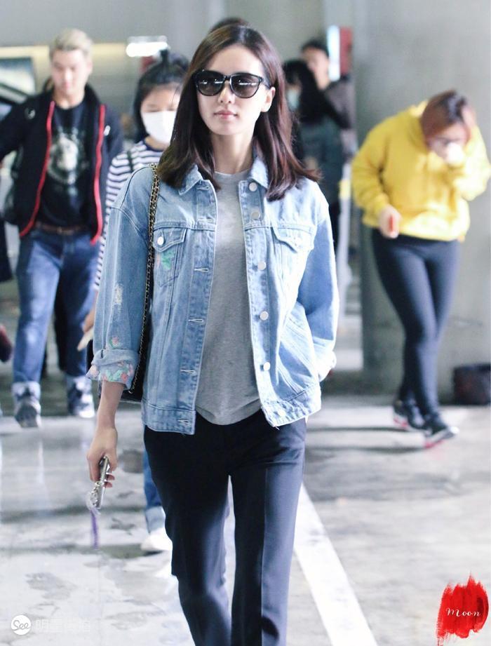 清新蓝PK清纯白，初夏你更爱哪个？