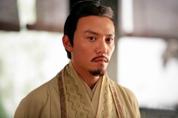 男明星有胡子和没胡子的区别,没了胡子的男明星有多帅