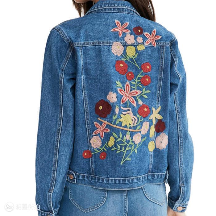 清新蓝PK清纯白，初夏你更爱哪个？