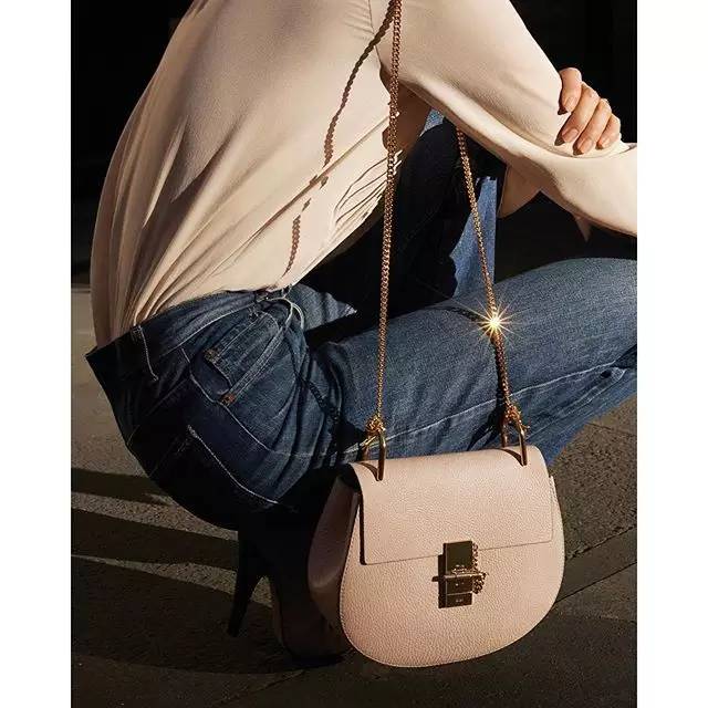 “半小时遇到4个同款”|留学生撞包大调查