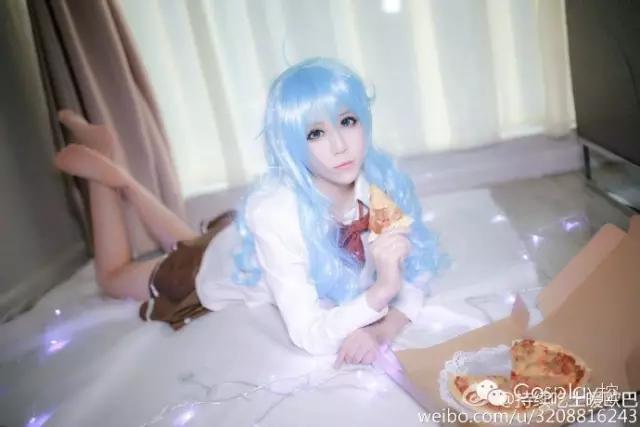 电波女与青春男艾利欧多少岁,电波女与青春男艾利欧特是谁