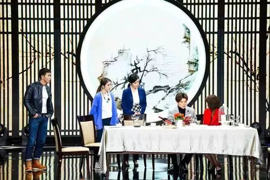 仅两档破1，慢综艺未成爆款、综N代下跌，Q4综艺陷话题足、收视扑街怪圈？