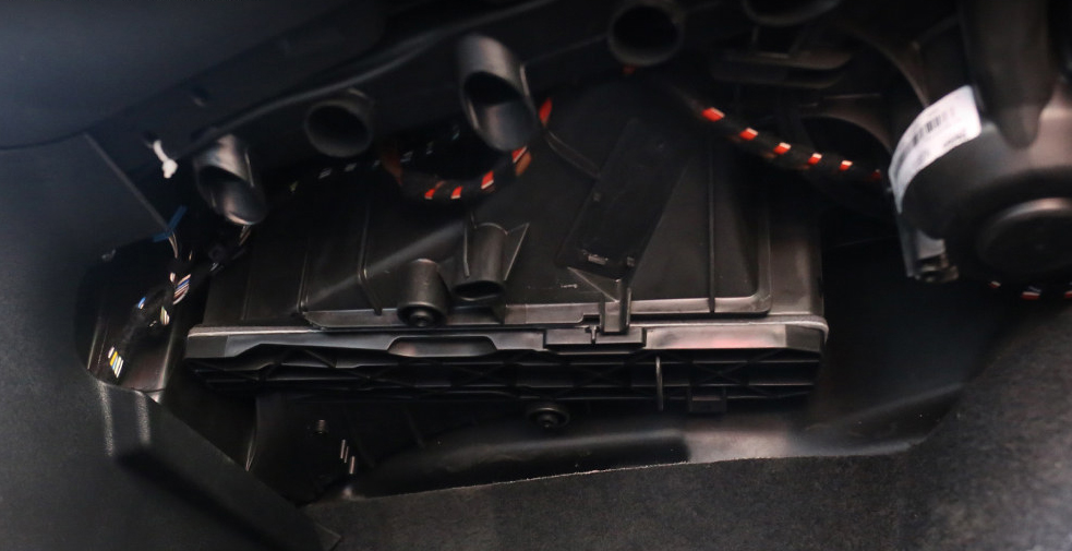 斯柯达1.4t空调滤清器更换,斯柯达速派空调滤清器更换教学