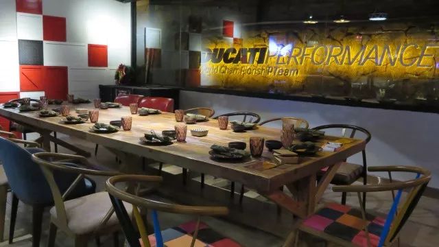 车窦｜摇滚派对震车窦，异国佳肴逗味蕾