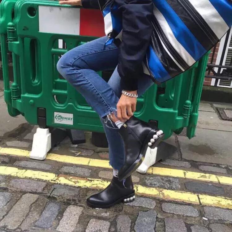 看珍珠鞋如何完胜一众黑靴！RacheleLouisa年终惊喜特惠