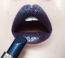 给女生买口红哪个牌子好,一般女生都买多少钱的口红