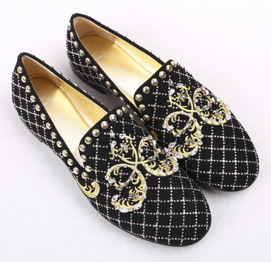 运动鞋排名前十位鞋子品牌有哪些,男士运动鞋鞋子品牌大全