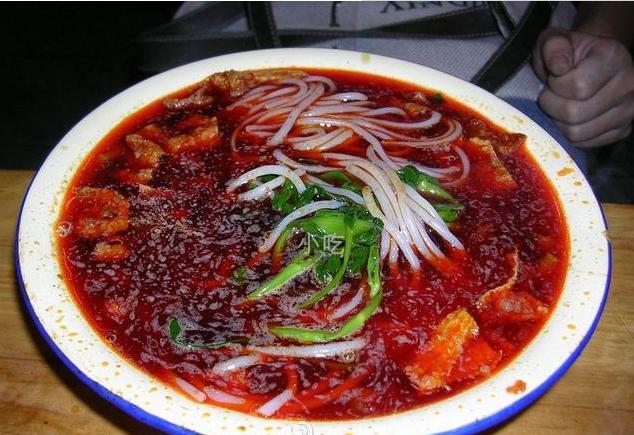 泰国阿姨煮中国美食,泰国老阿姨