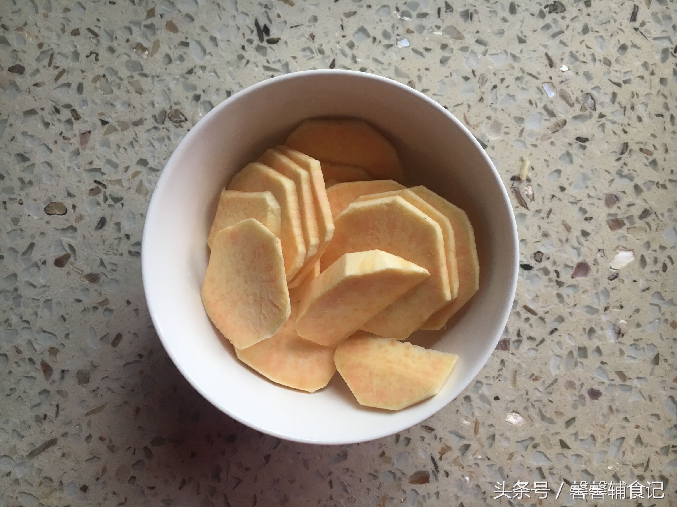 在家怎么做很简单的红薯蛋糕,不用打发用电饭锅做蛋糕